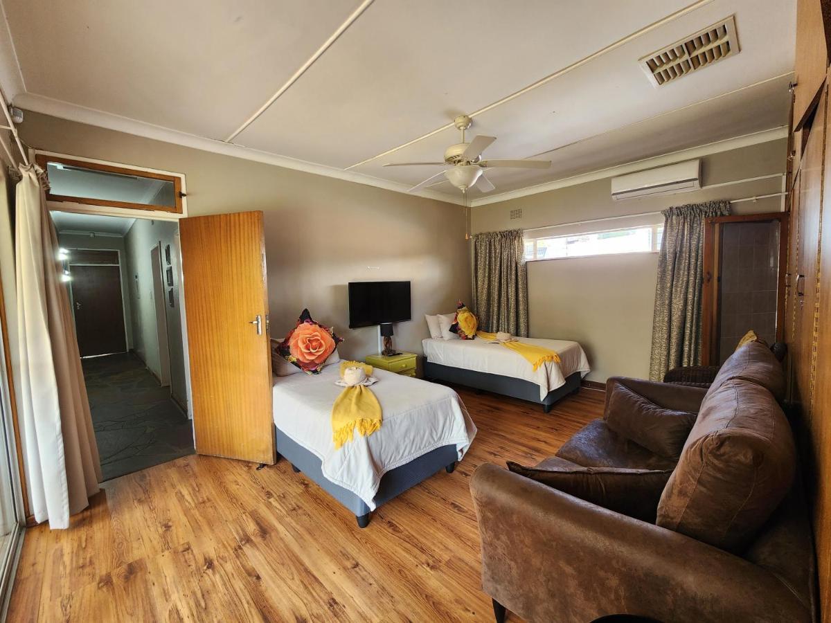 Midway Overnight Rooms Kimberley Exterior photo
